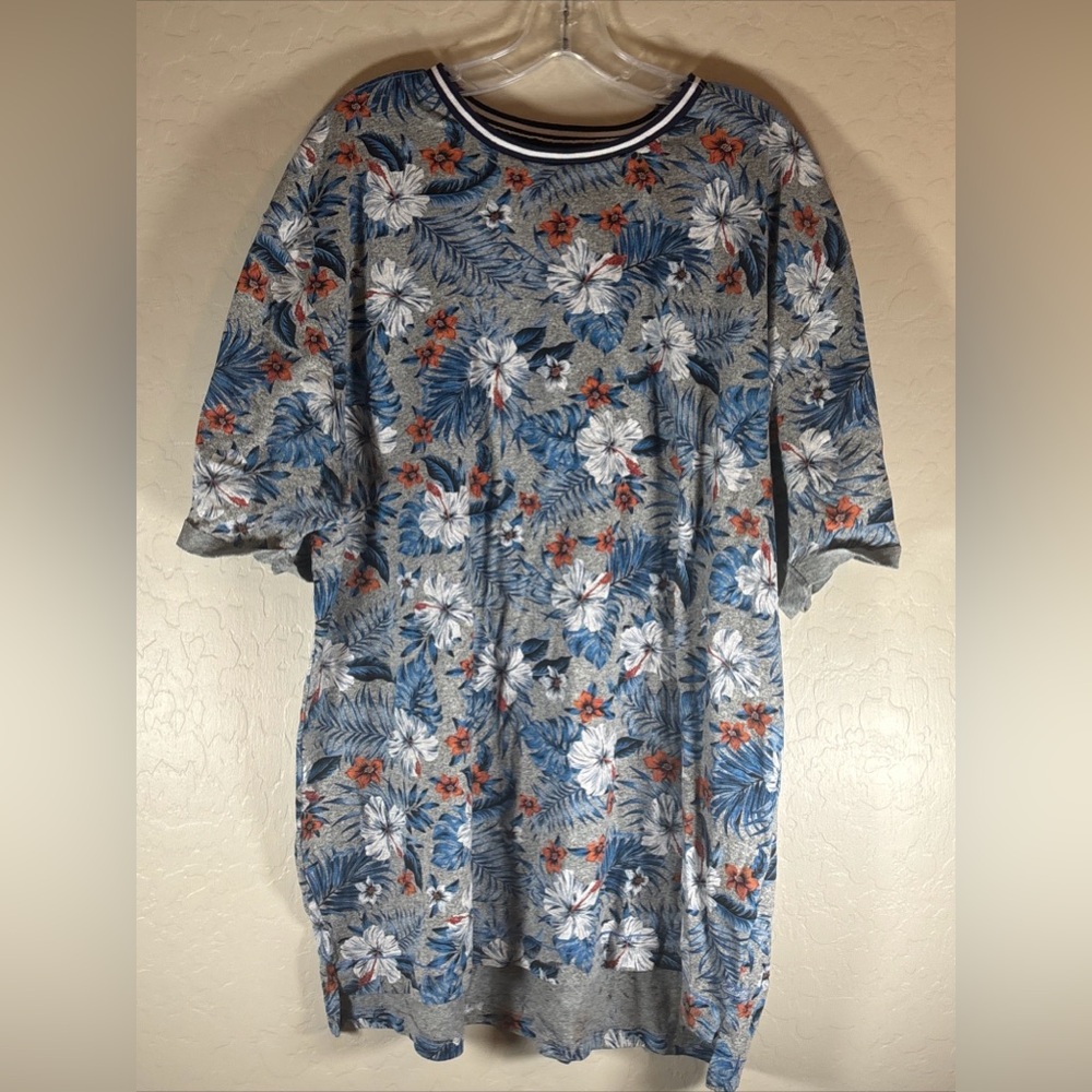 Huntington BC Surf Team Size 3XL Blue Gray Hibiscus Print Crew Neck T-shirt